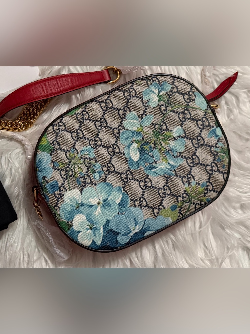 Gucci Beige GG Supreme Blooms Crossbody Chain Strap